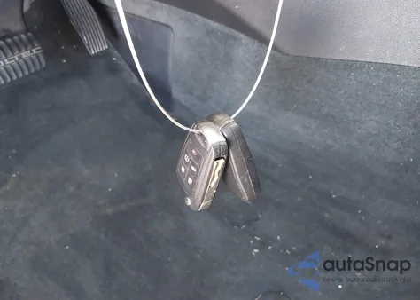 2013 Chevrolet Volt z USA, uszkodzony, nr VIN 1G1RA6E44DU131149